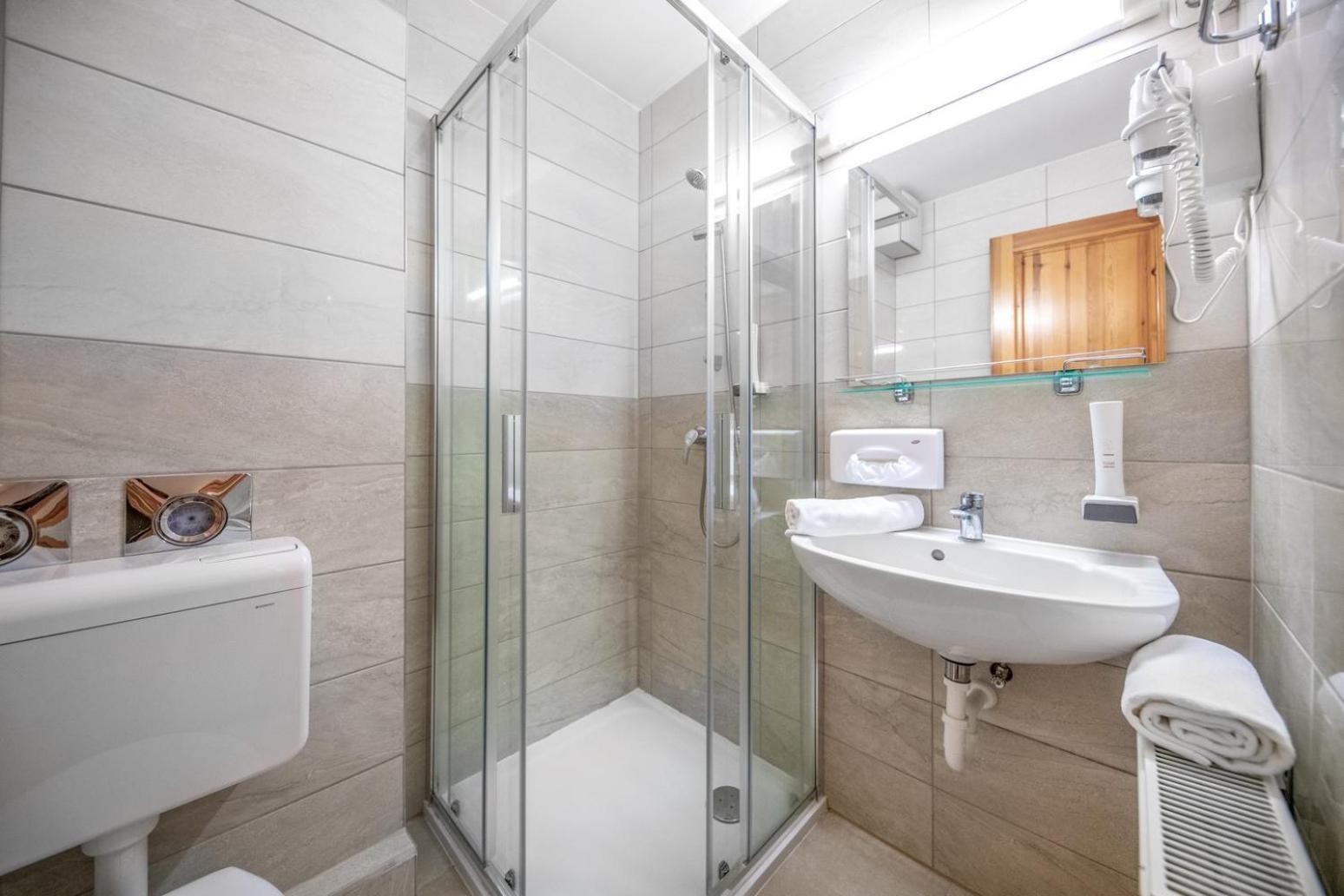 Corvin Hotel Budapest Residence Екстериор снимка