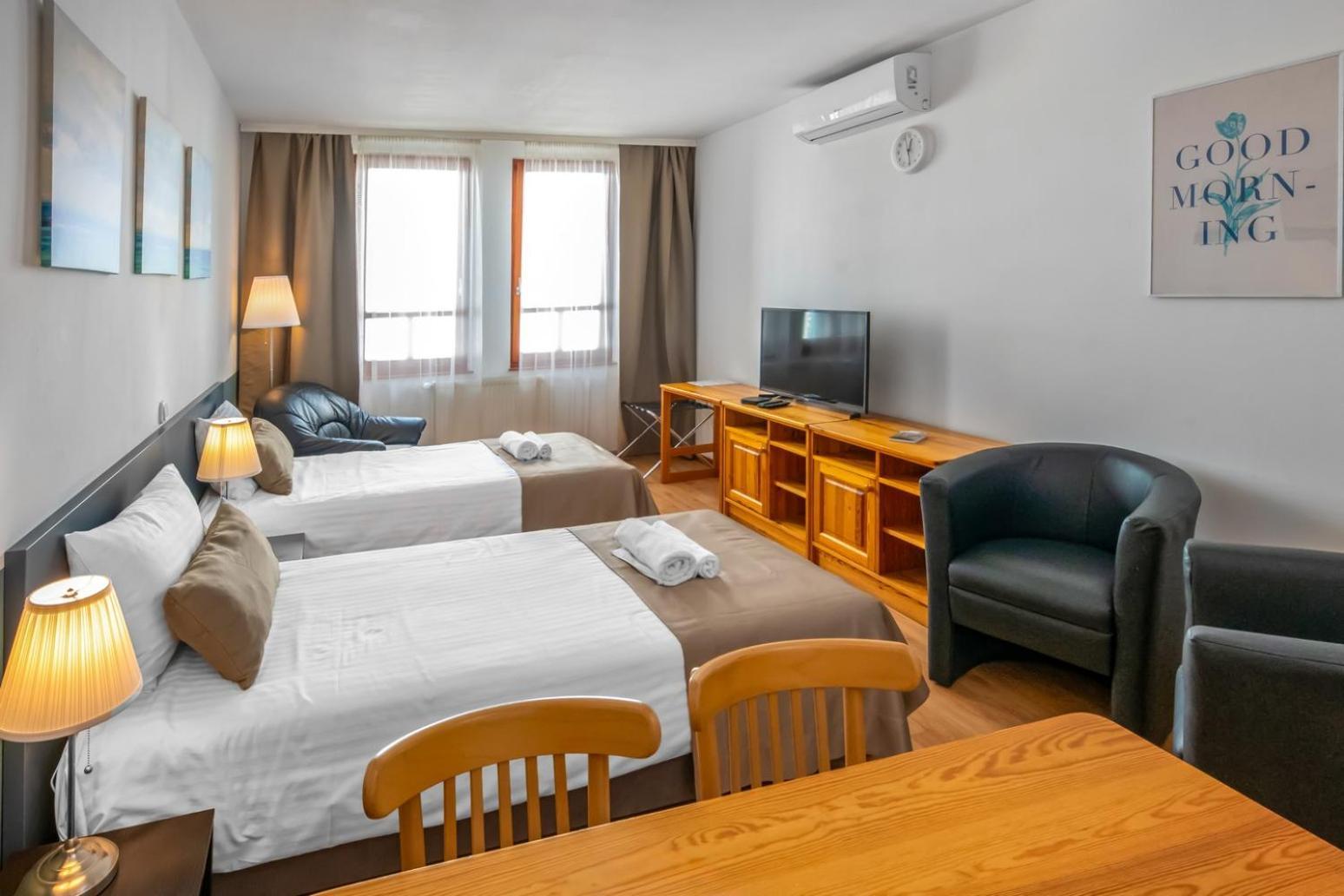 Corvin Hotel Budapest Residence Екстериор снимка