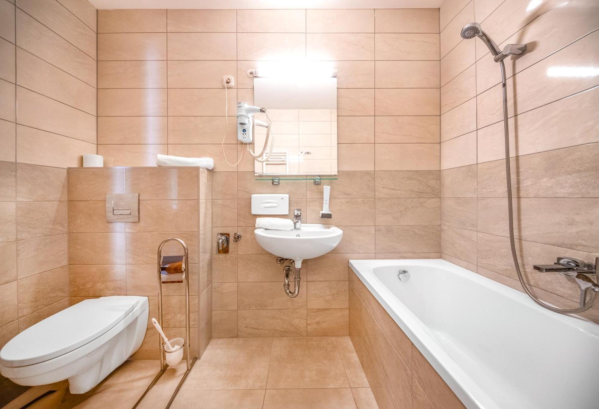 Corvin Hotel Budapest Residence Екстериор снимка