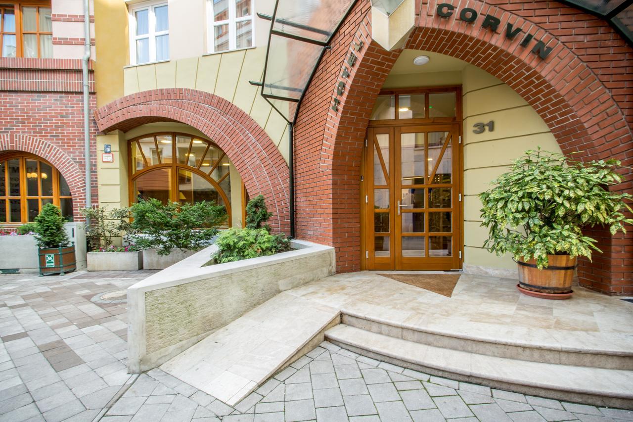 Corvin Hotel Budapest Residence Екстериор снимка