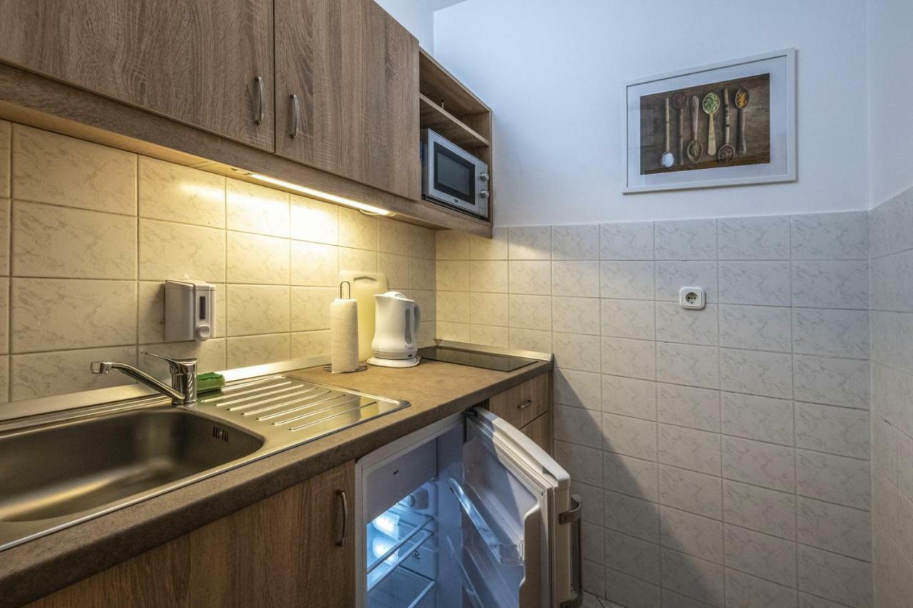 Corvin Hotel Budapest Residence Екстериор снимка